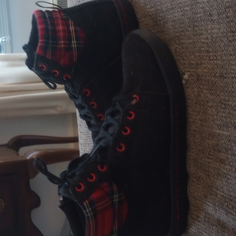 Like New Dr. Martens Boots